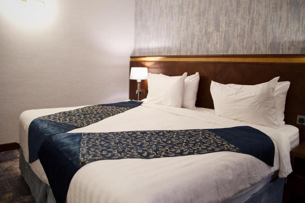 Nozol Royal Inn Hotel